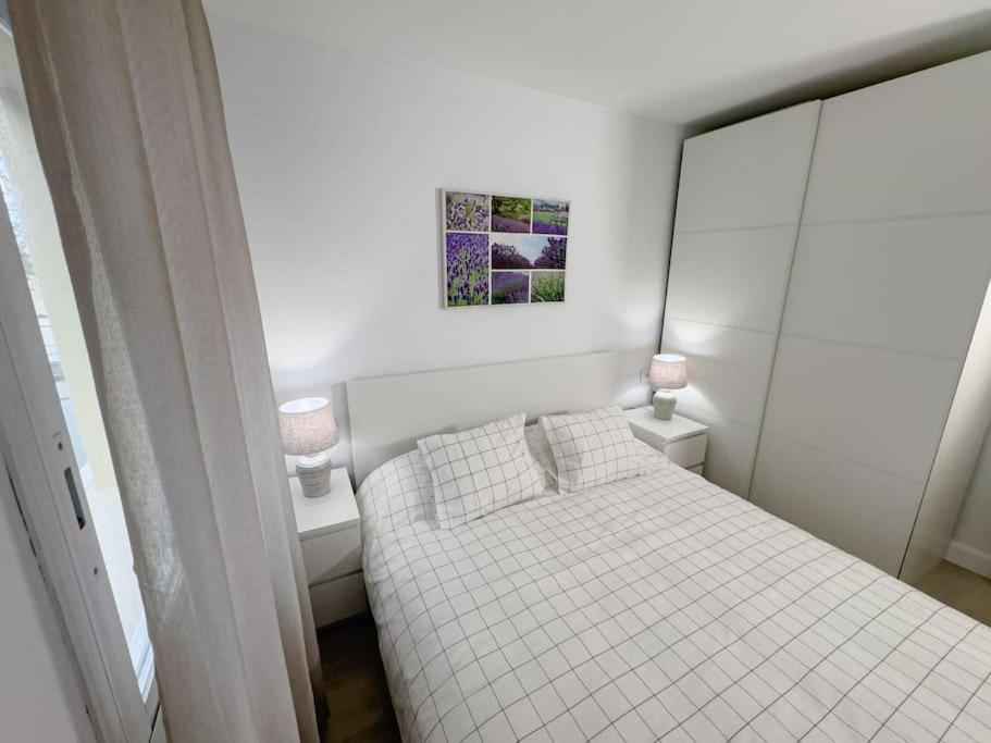 Apartamento Marina Roses Buitenkant foto